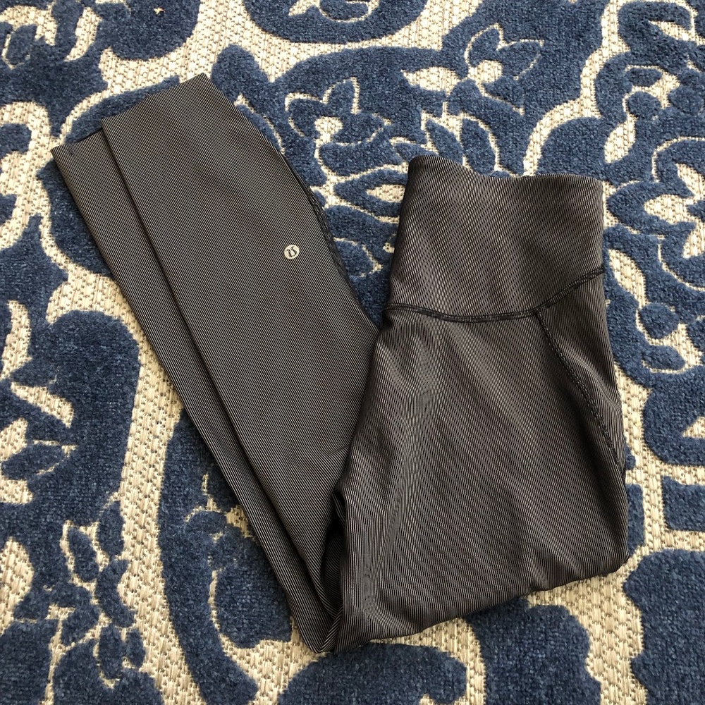 Lululemon base pace two toned ribbed
